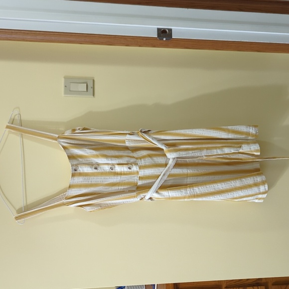 Dynamite Dresses & Skirts - Dynamite Dress Size Medium